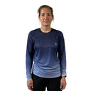 Trinovate Elite Run Shirt, blau, von vorn am weiblichen Modell